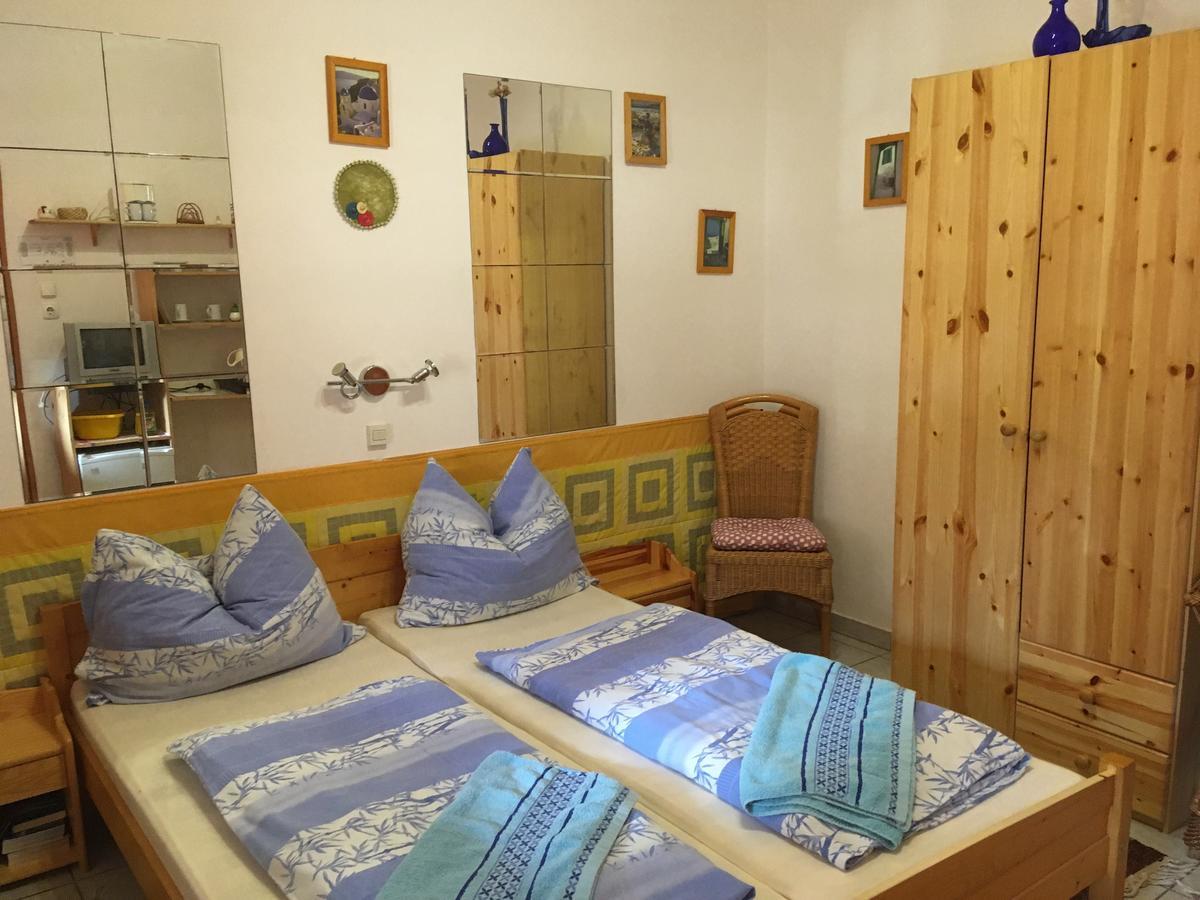 Bakonyi Apartmanhaz Epleny Bagian luar foto