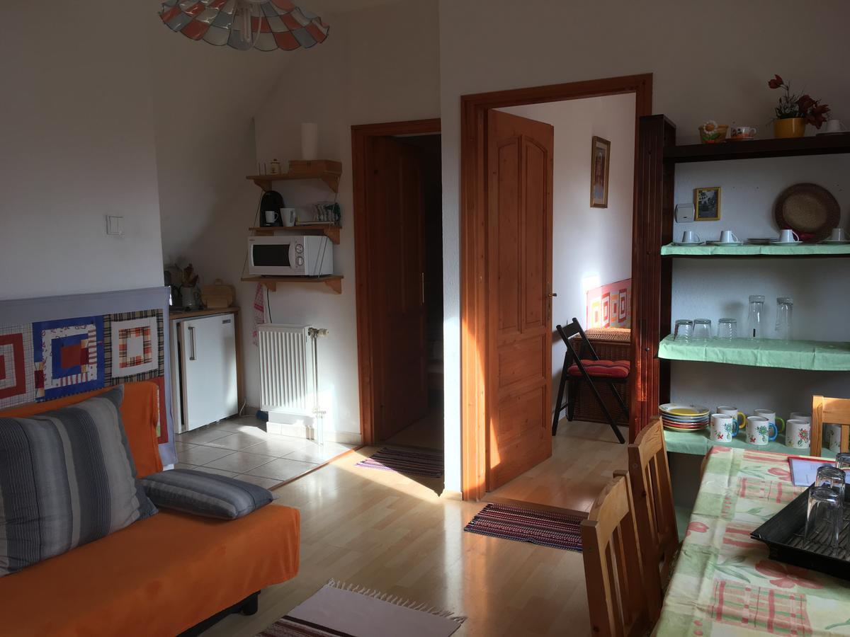 Bakonyi Apartmanhaz Epleny Bagian luar foto