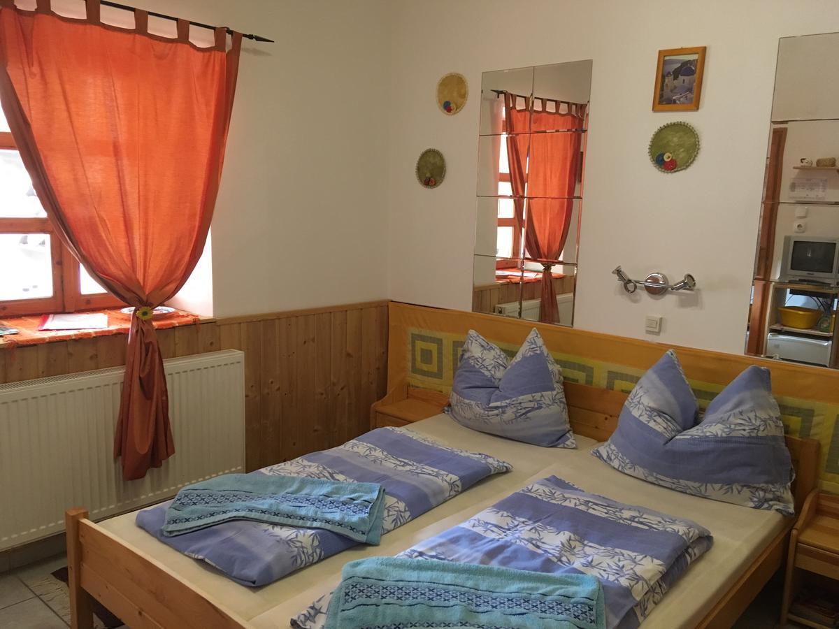 Bakonyi Apartmanhaz Epleny Bagian luar foto