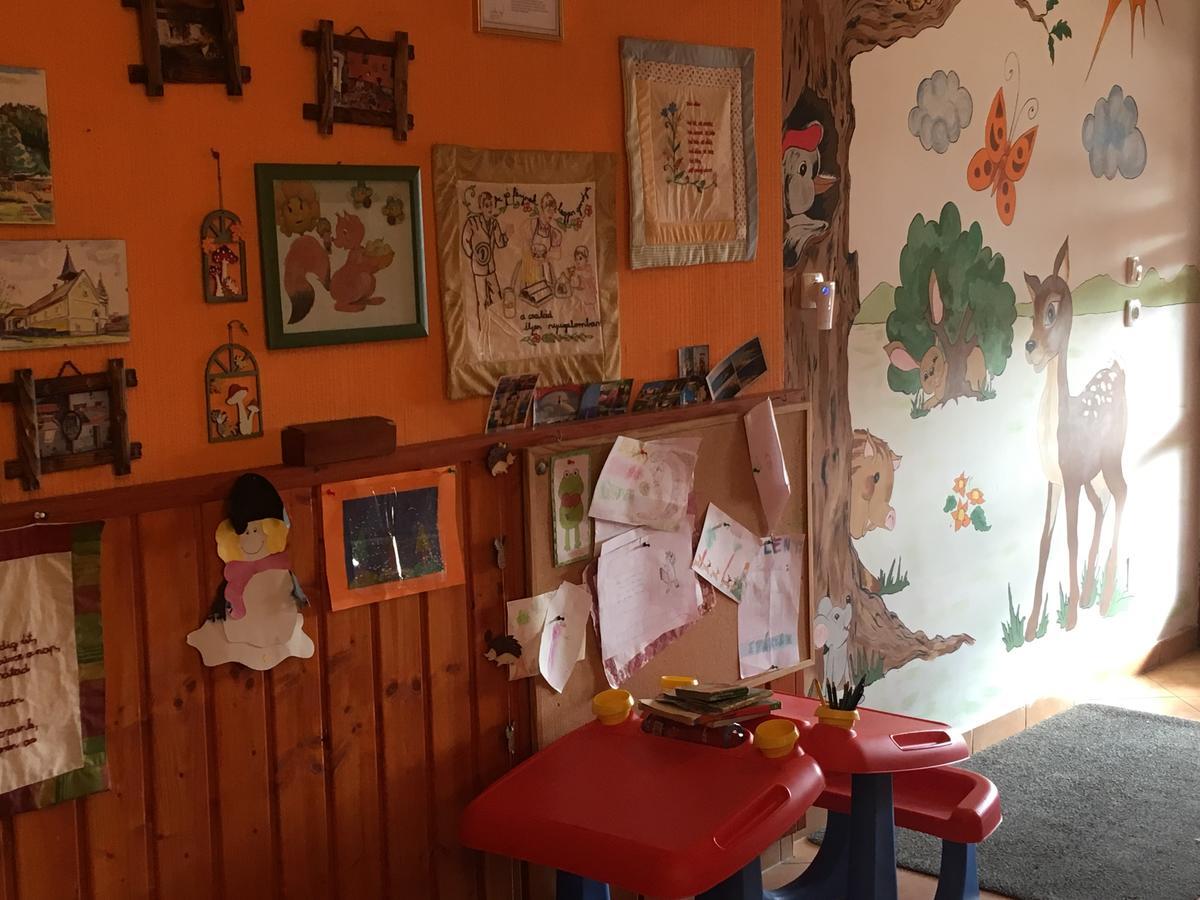 Bakonyi Apartmanhaz Epleny Bagian luar foto